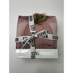 New Steve Madden Hat & Scarf Set Women's Blush Hat  & Blush Plaid Scarf One Size